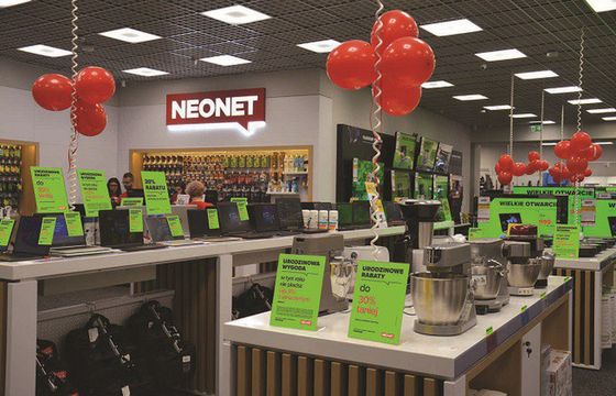 Neonet na 16. urodziny zmienia identyfikację wizualną