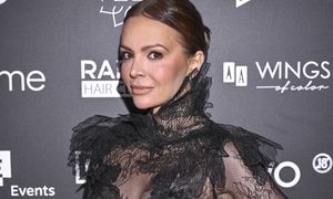 Odważna koronka i rozcięcie. Wendzikowska przyciągnęła spojrzenia