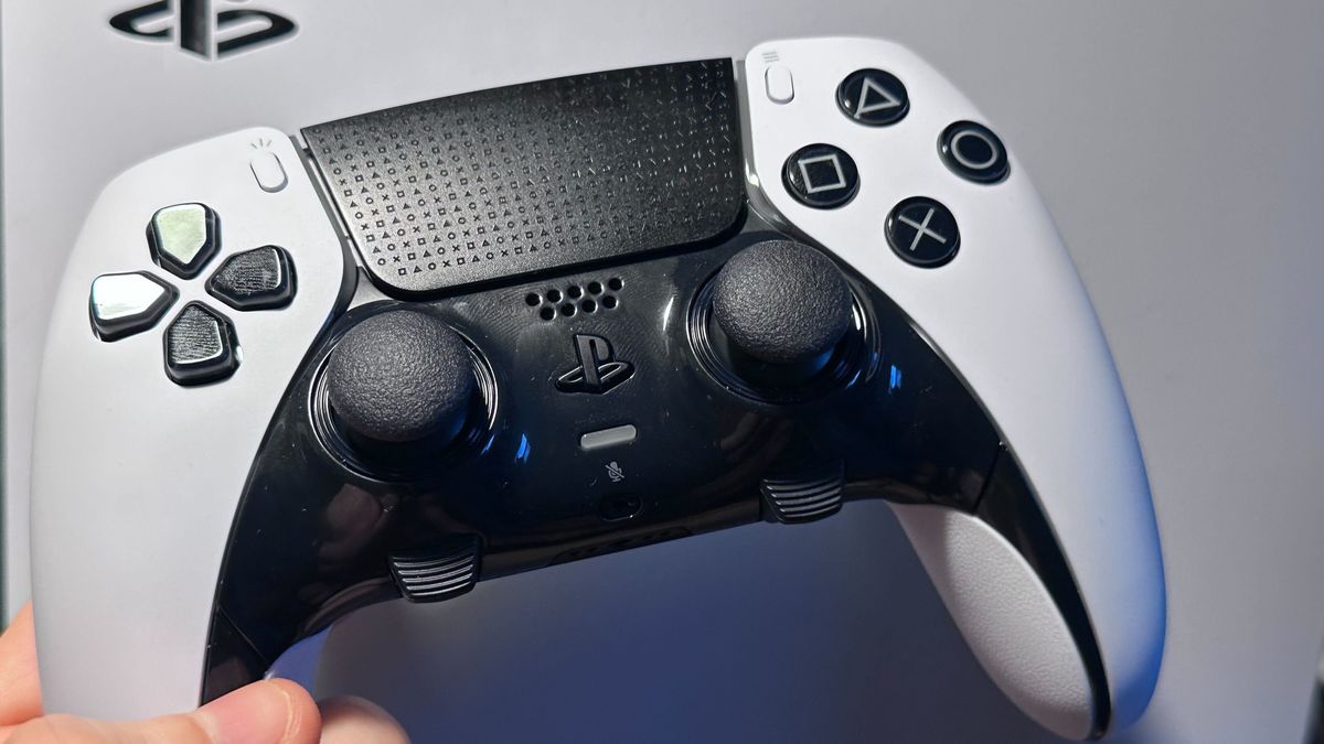 DualSense Edge - pad za 1199 zł