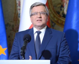 Z OSTATNIEJ CHWILI: Komorowski PODPISAŁ USTAWĘ o in vitro!