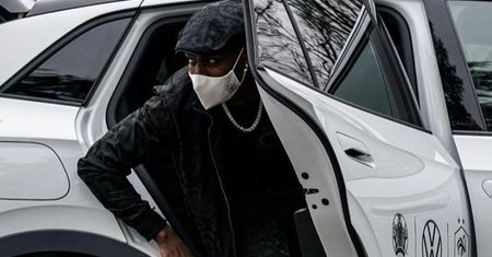Pogba odebrał swojego Rolls-Royce'a. Z parkingu policyjnego