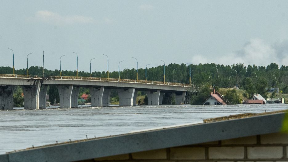 Woda z Dniepru rozrzuciła miny