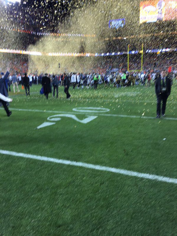 Zdjęcie z Super Bowl 2016 opublikowane na oficjalnym profilu Tima Cooka na Twitterze