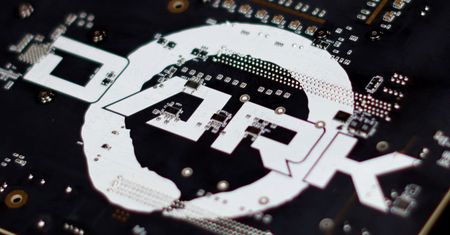 Ona rzeczywiście istnieje! EVGA prezentuje płytę główną pod procesory AMD