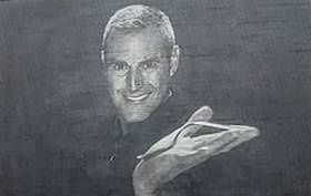 Uri Geller, późniejszy celebryta, który zasłynął dzięki parapsyc