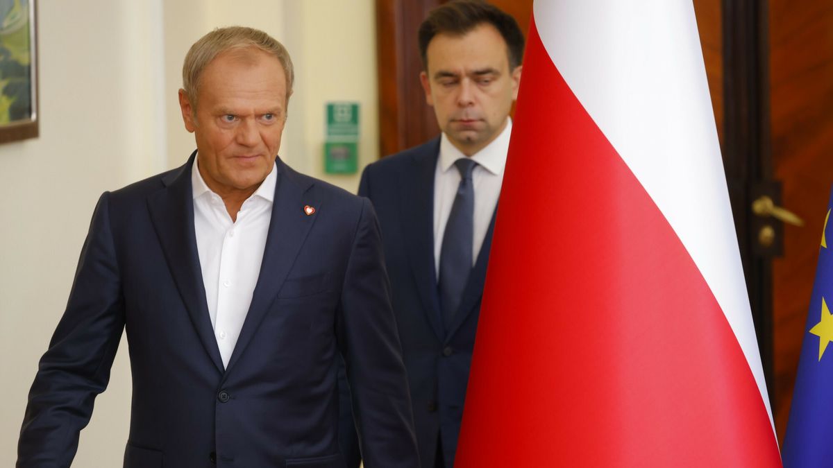 Konferencja premiera po posiedzeniu rz?du
03.09.2024. Warszawa. Konferencja premiera po posiedzeniu rzadu. Fot. Filip Naumienko/REPORTER 
N/z: Donald Tusk
N/z: Andrzej Domanski
Filip Naumienko/REPORTER