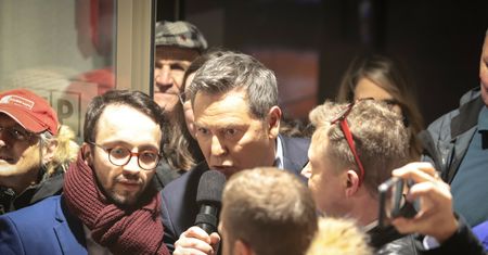 Chcą dużego odszkodowania. TVP pozywa byłe "gwiazdy"