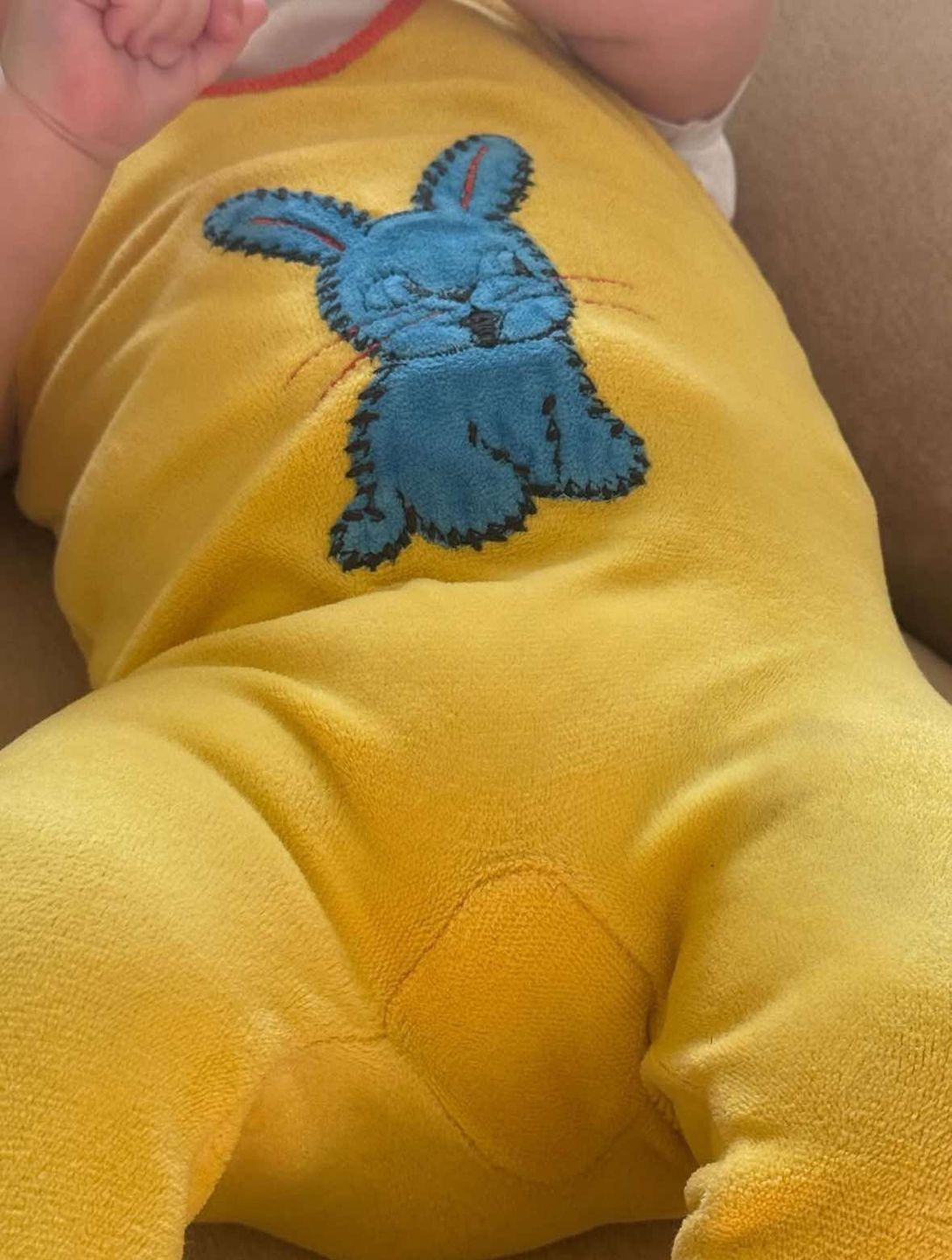 Hailey Bieber dzieli się zdjęciem z synem Jackiem