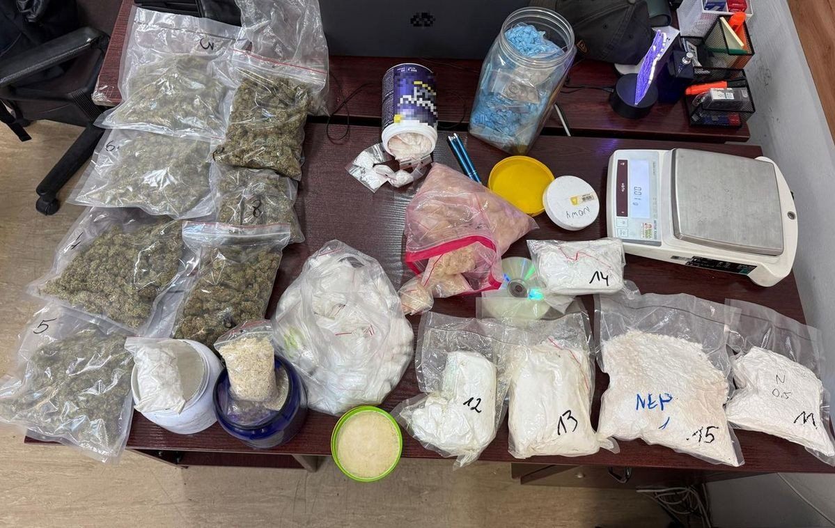 Grudziądz: Prawie 8 kg narkotyków w garażu. Mężczyzna w areszcie