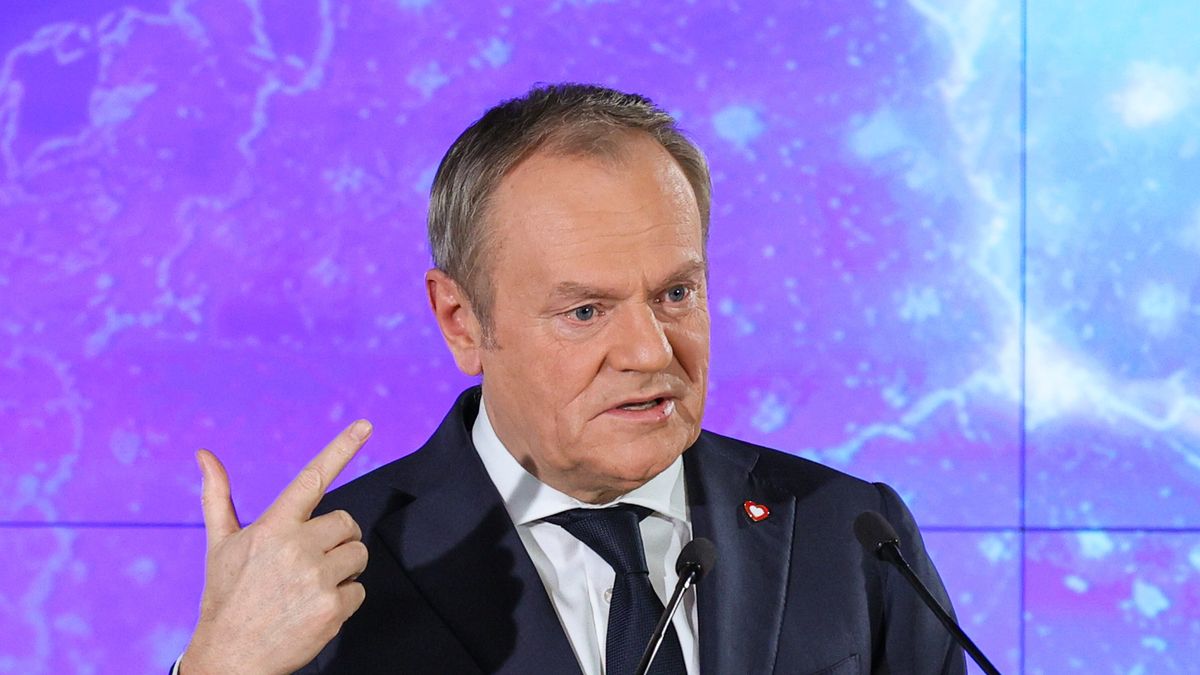 Donald Tusk
Pawe� Supernak
event, gest, GPW, polityk, polityka, spotkanie z przedsi�biorcami, wydarzenie, gospodarczy, plan