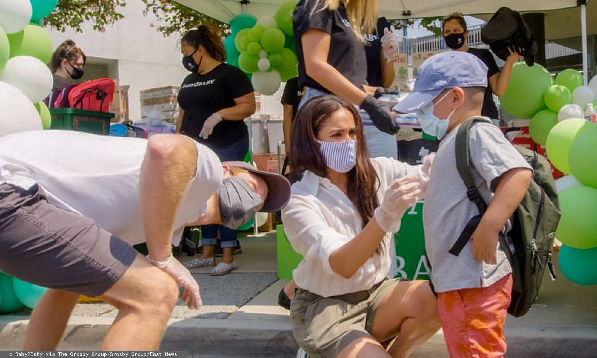 Książę Harry i Meghan Markle jako wolontariusze akcji Baby2Baby