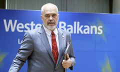 "Szczyt niesprawiedliwości". Albania i Macedonia Północna wściekłe na UE