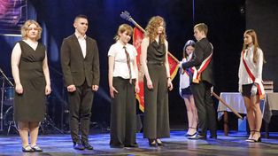 Grudziądz: Pożegnanie absolwentów II LO