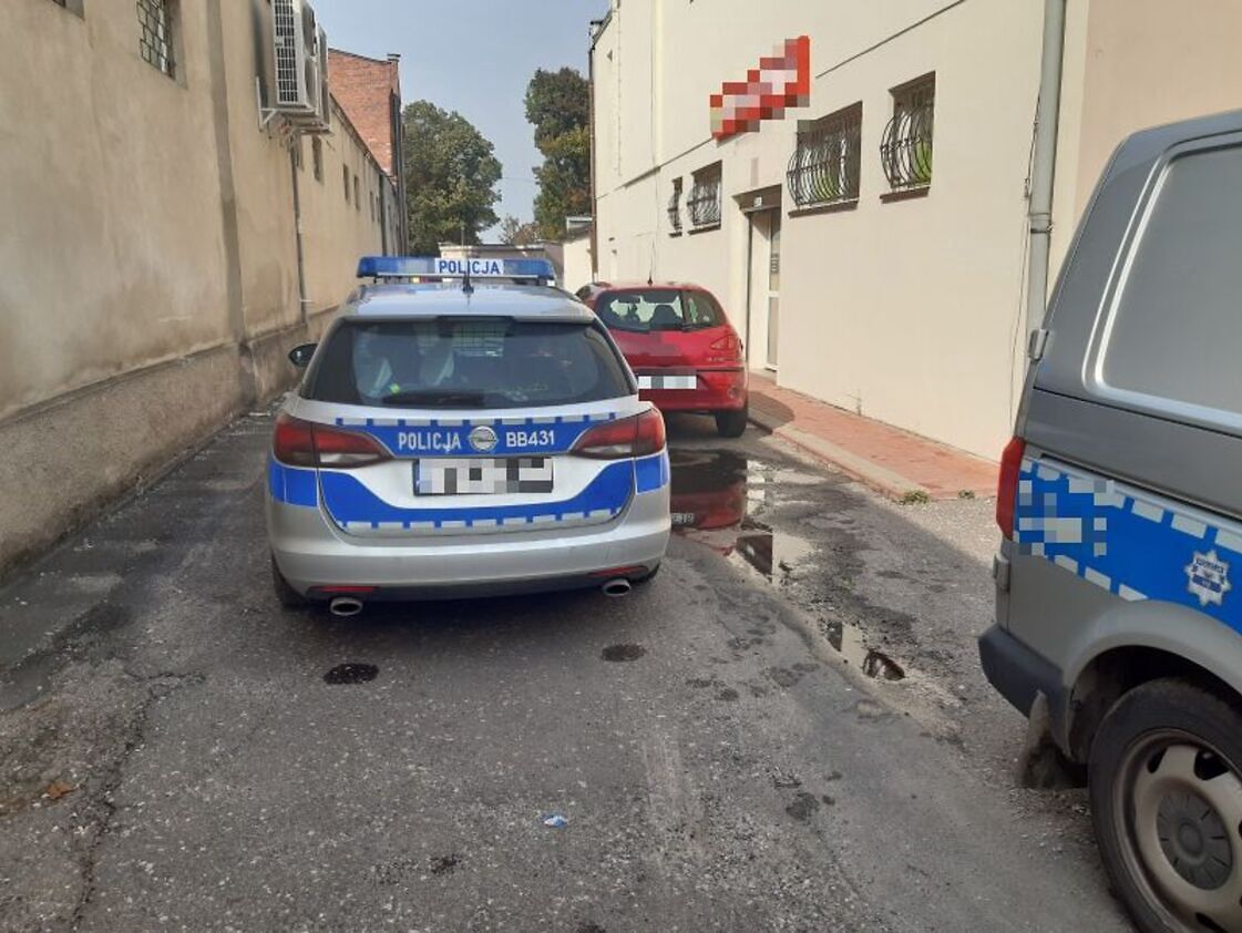 Poznań: Kryminalni zatrzymali 58-latka poszukiwanego listami gończymi