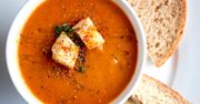 Zapomnij o gotowaniu. Gazpacho "po polsku" ratuje w największe upały