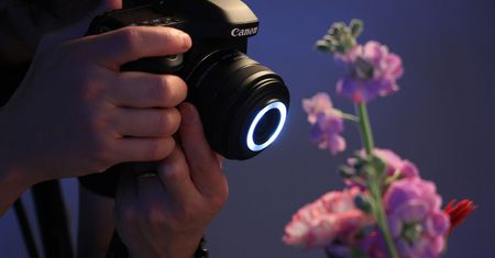 Canon EF-S 35mm f/2.8 Macro IS STM - powiększenie 1:1 i specjalny pierścień LED