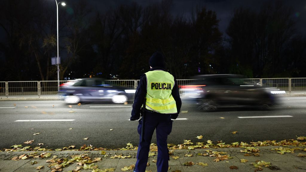 Nietypowa interwencja policji. Funkcjonariusze z Wałcza eskortowali rodzącą kobietę do szpitala