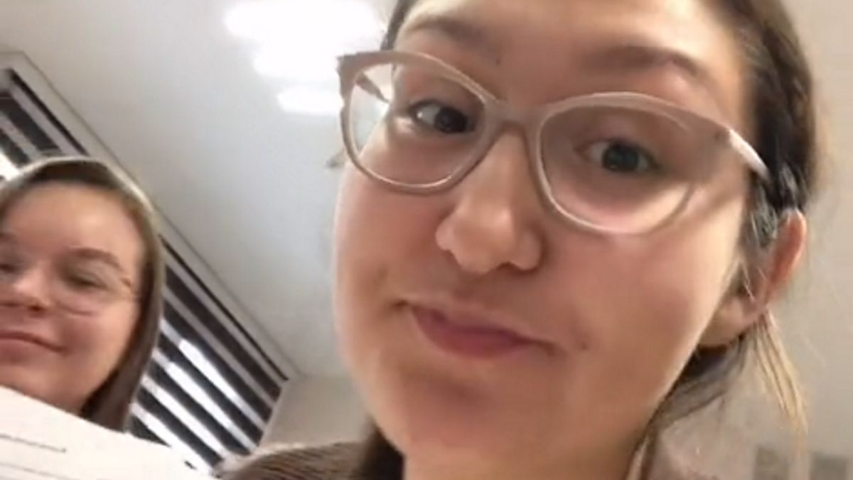 Uczennica jednego z liceów pokazała, czego obecnie uczniowie muszą się uczyć na lekcji religii. 