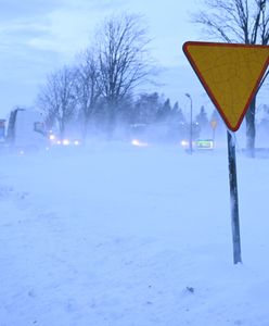 Olsztyn zmaga się z atakiem zimy. Tyle śniegu nie było od 19 lat