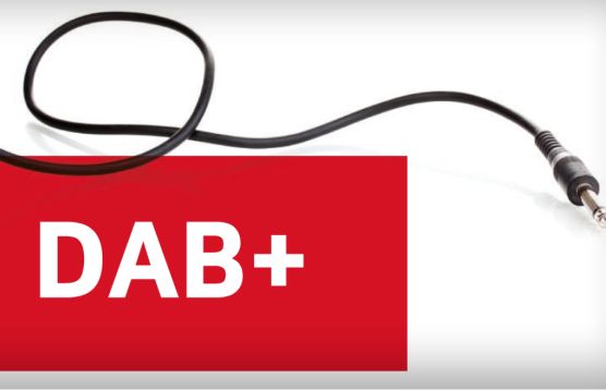 Duży spadek słuchalności po zastąpieniu emisji FM przez DAB+