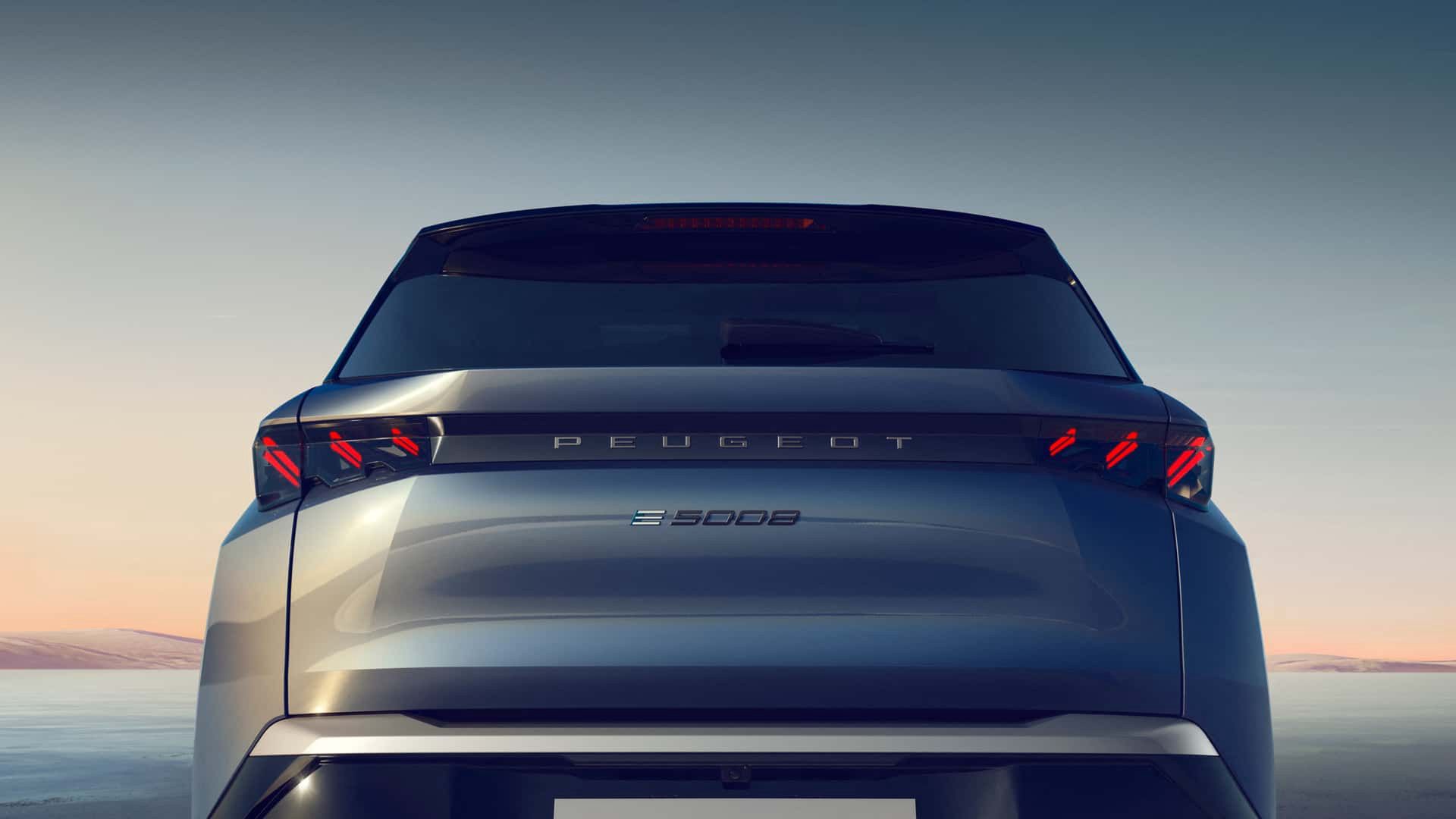 Nowy Peugeot E-5008