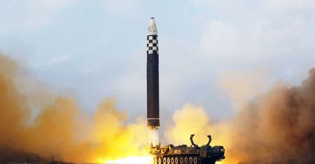 USA nie mają wątpliwości. Rosjanie kupują broń z Korei Płn.