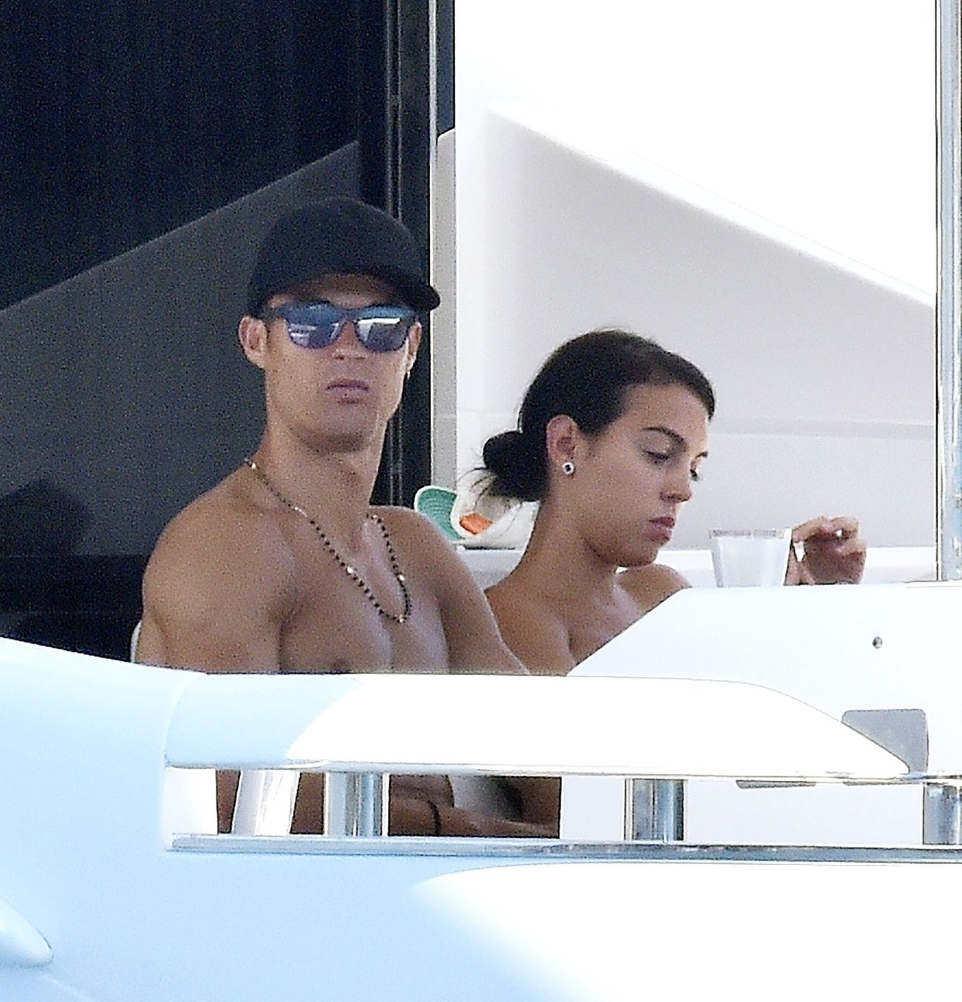 Cristiano Ronaldo i Georgina Rodriguez wypoczywają na jachcie