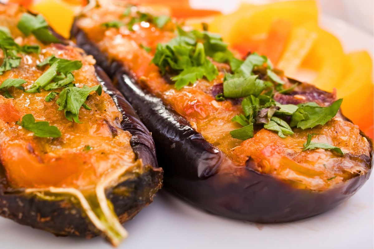 Stuffed aubergines - a great idea for a vegetarian lunch