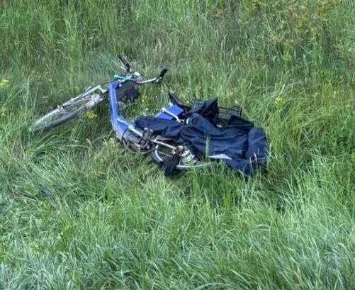 Grójec: Senior na rowerze wjechał wprost pod samochód? Policja ustala okoliczności wypadku na DK15