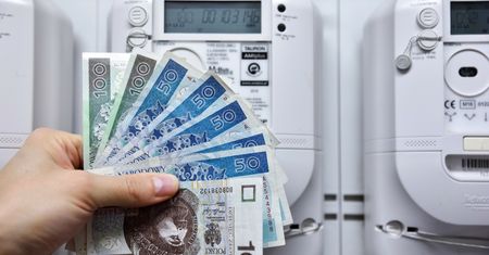 Mrożenie cen prądu dla wszystkich kończy się. Tak wzrosną rachunki