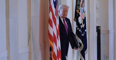 Oświadczenie majątkowe Trumpa. Od kryptowalut do nieruchomości i drogiej Biblii