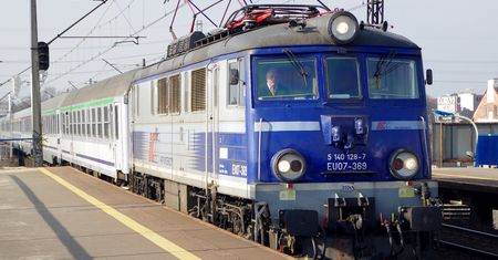 Walka z kryzysem. Rząd dofinansuje PKP