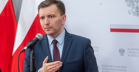 Minister Schreiber przerywa milczenie. "Bardzo współczuję..."
