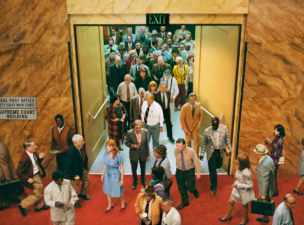 Sztuczny tłum w obiektywie Alex Prager 7
