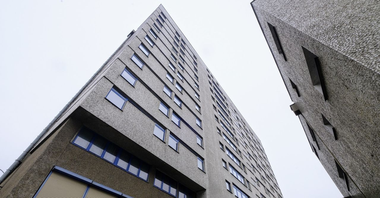Jak zmieni się kultowy poznański akademik? Aż 60 pracowni architektonicznych chętnych do projektowania nowej, odświeżonej Jowity!