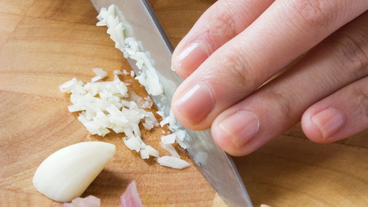 Zapach czosnku na dłoniach? To żaden problem