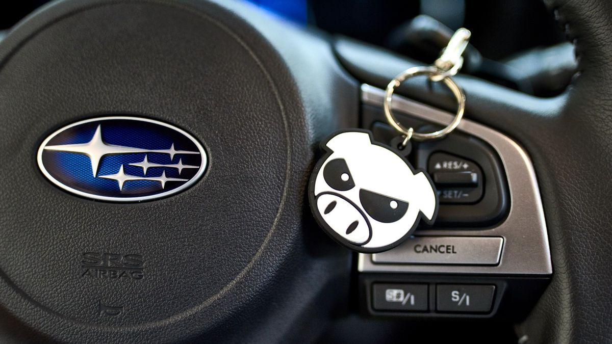 Breloczek ze świnką w sklepie Subaru