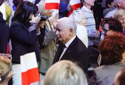 Kaczyński zabrał głos przed Nawrockim. Mówił o "gryzieniu trawy"