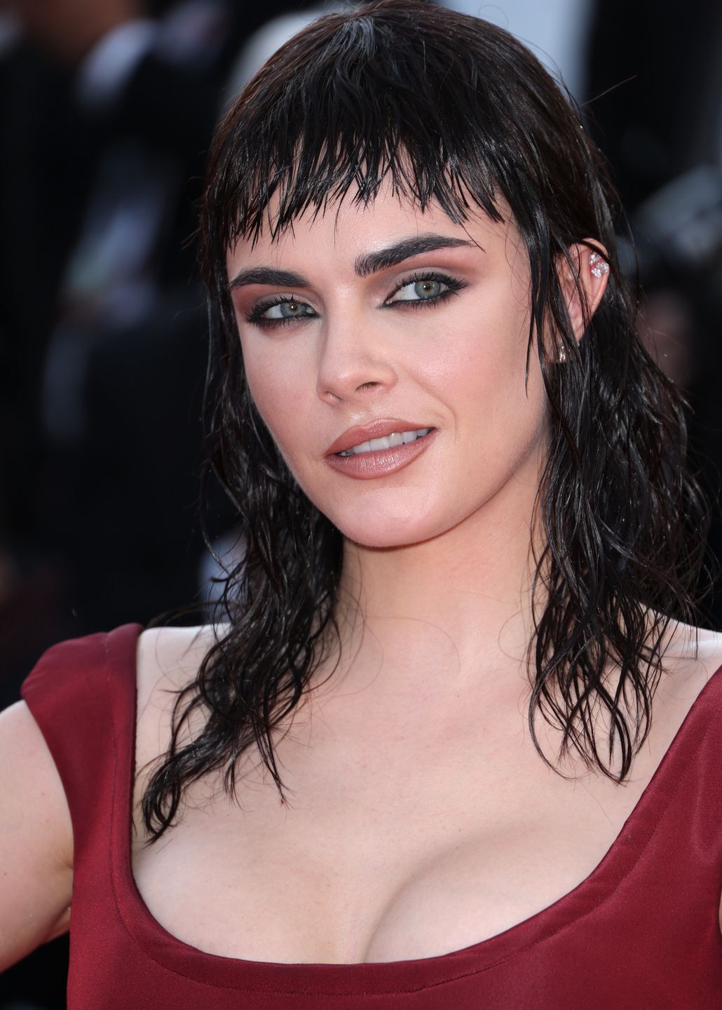 Cara Delevingne zaskakuje metamorfozą w Cannes
