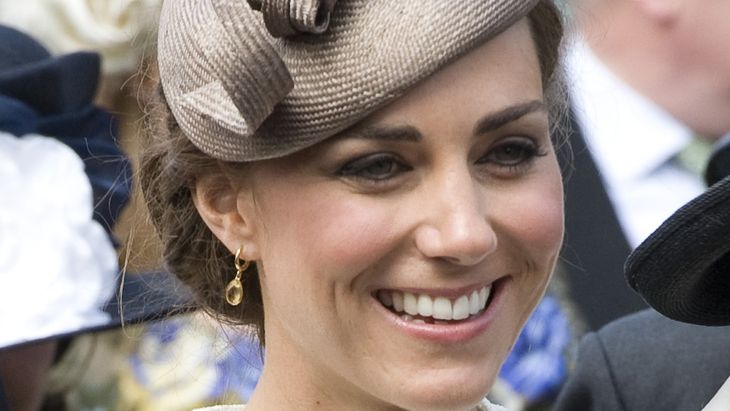 Powrót do formy po porodzie w królewskim stylu. Jaką dietę i ćwiczenia stosuje Kate Middleton?