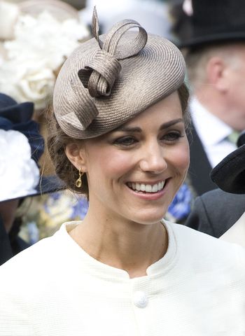 Powrót do formy po porodzie w królewskim stylu. Jaką dietę i ćwiczenia stosuje Kate Middleton?