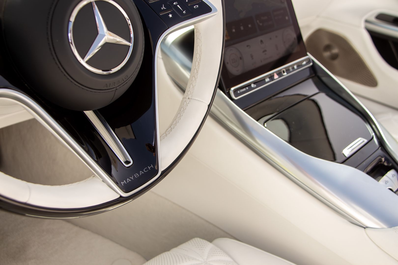 Mercedes-Maybach SL 680