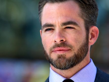 Chris Pine w cyklonie szaleństwa z Lindsay Lohan