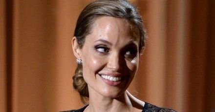 Czego Angelina Jolie nauczyła nas o raku?