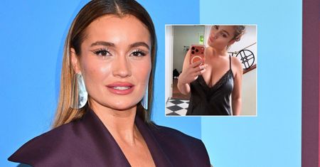 Marta Krupa zabrała się za malowanie mebli. Wybrała niespodziewaną stylizację! Pędzel i satynowa halka