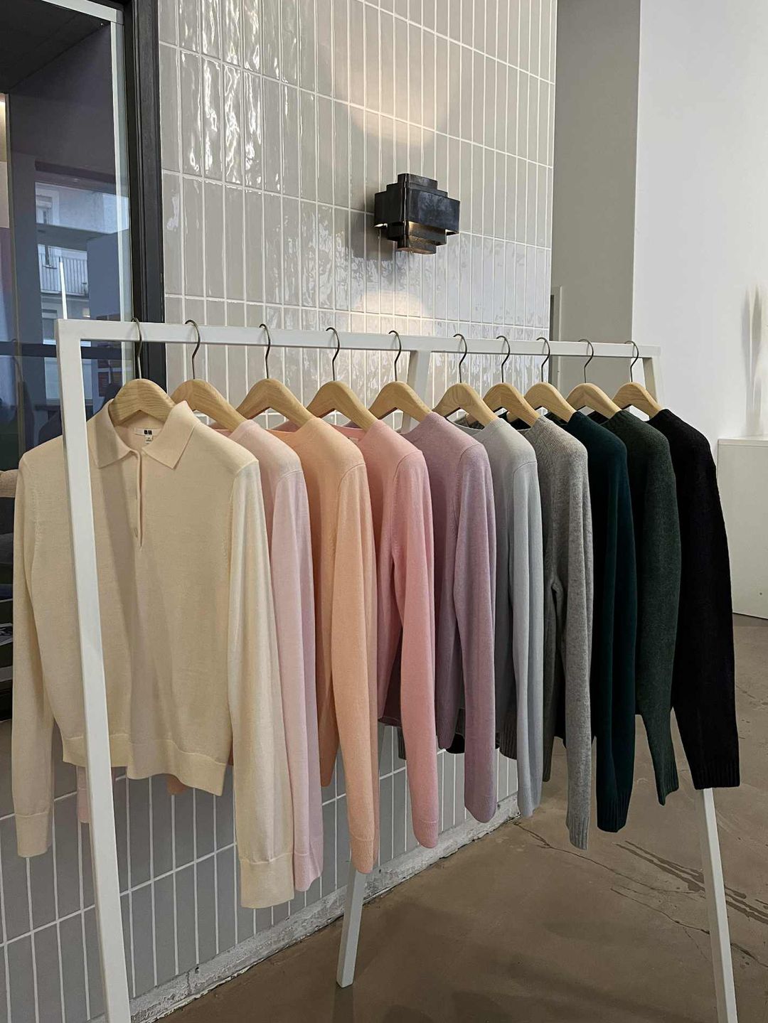 Kaszmirowe sweterki Uniqlo 