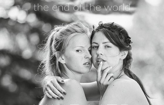 Nowy kalendarz z trumnami Lindner ze zdjęciami bez Photoshopa (wideo)