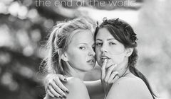 Nowy kalendarz z trumnami Lindner ze zdjęciami bez Photoshopa (wideo)