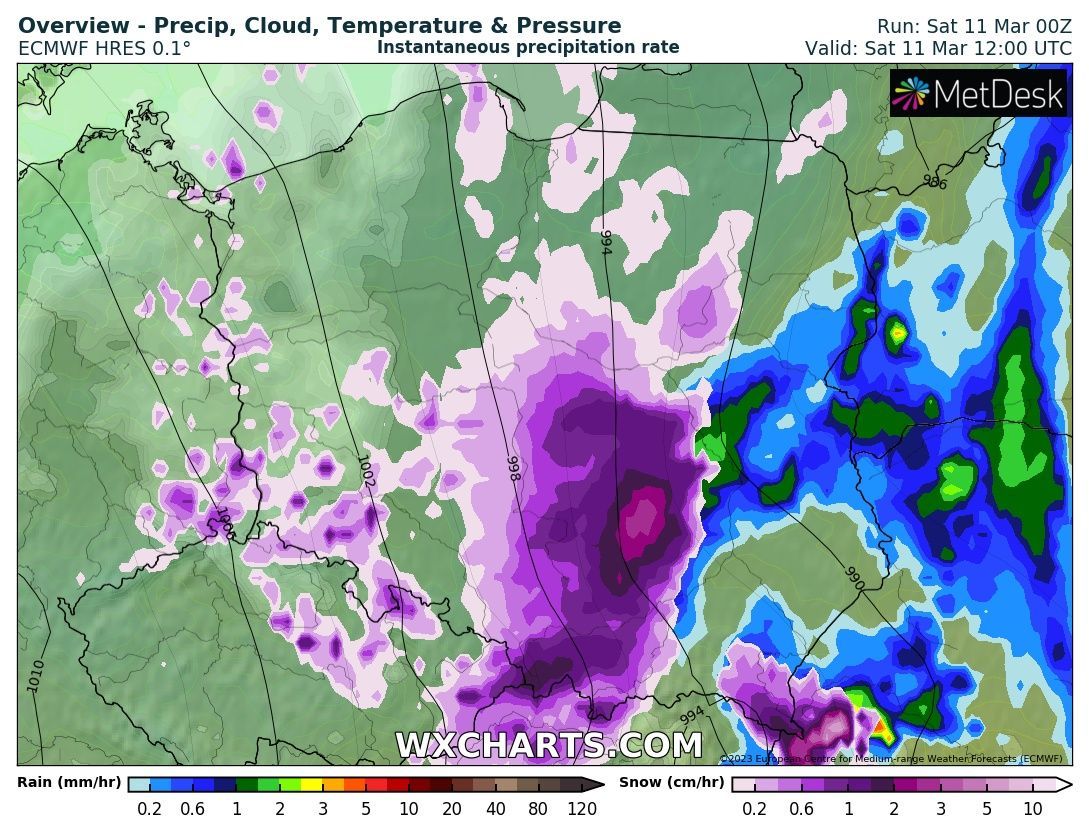 Prognozowane opady deszczu i śniegu 11 marca o godz: 13:00