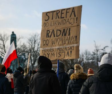 "Abonamentu nie kupię". Kilkaset osób na protestach w Krakowie